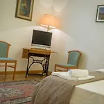 Apartamento Paolo And Carlotta'S Home - Large And Central Apartment Between Two Nice Parks