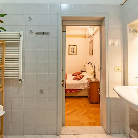 Daire Paolo And Carlotta's - Large And Between Two Parks Floransa